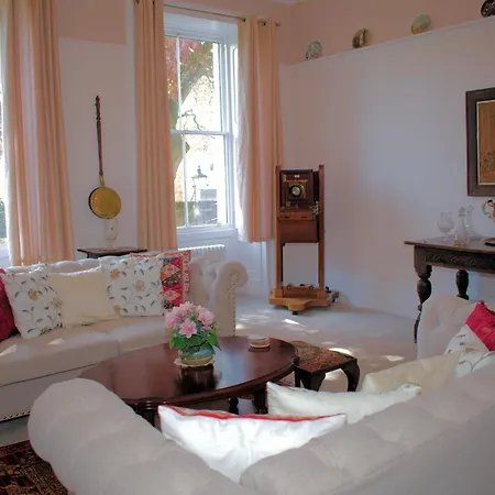Collins House Villa