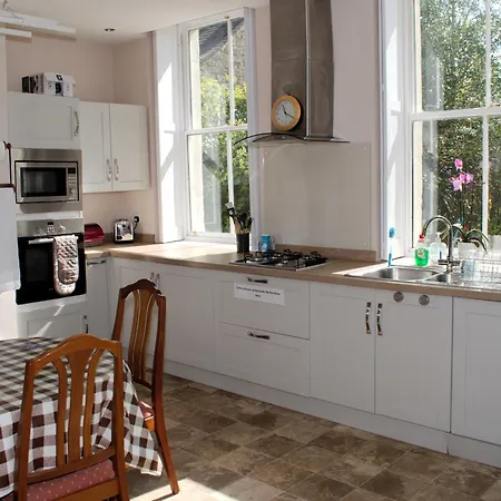 Collins House * Knaresborough